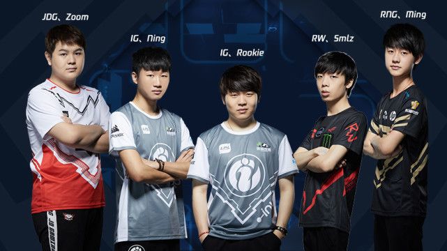 现展示了她 现展示了她