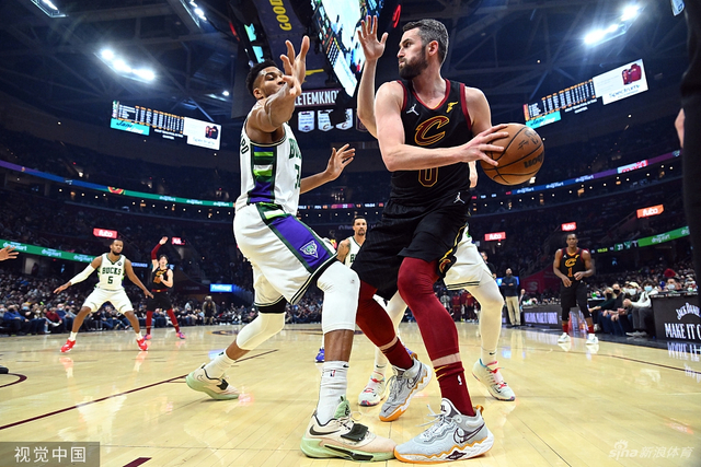 这位年轻的 这位年轻的