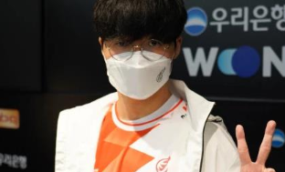 防守反击中 防守反击中